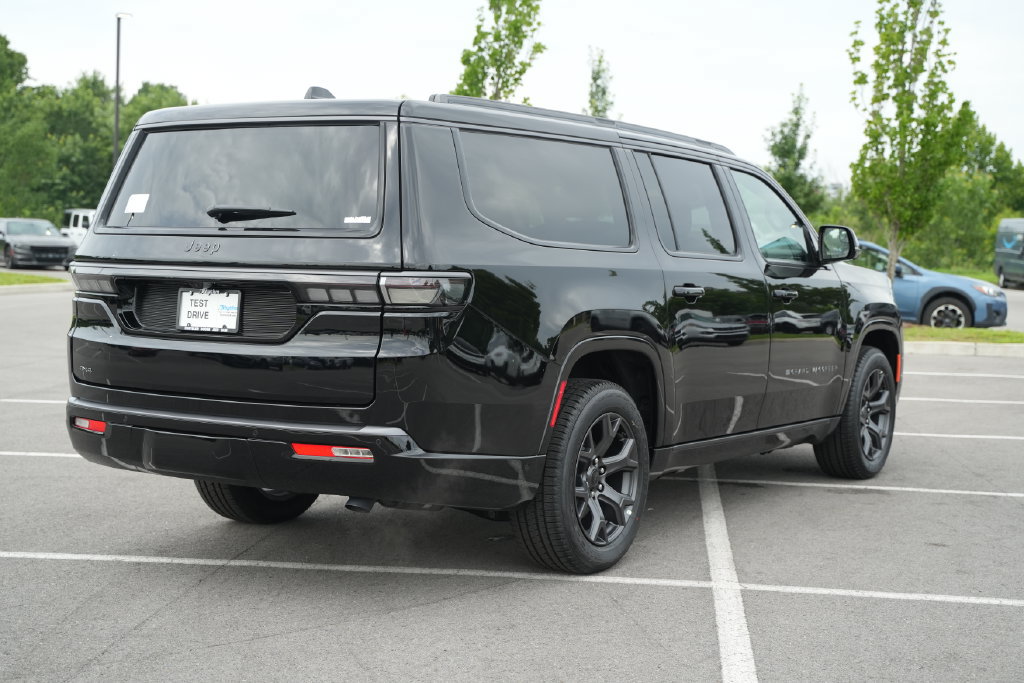 New 2026 Jeep Grand Wagoneer L Limited w/ Premium Group II AWD/4WD image 7