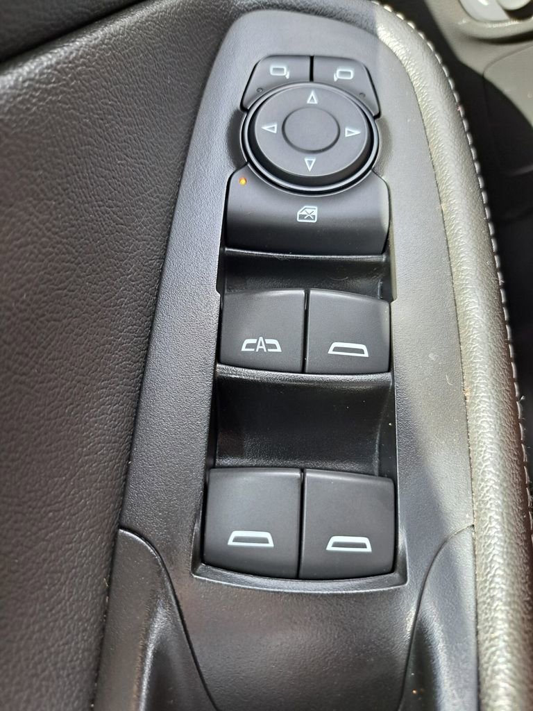 Used 2024 Buick Encore GX Preferred image 17