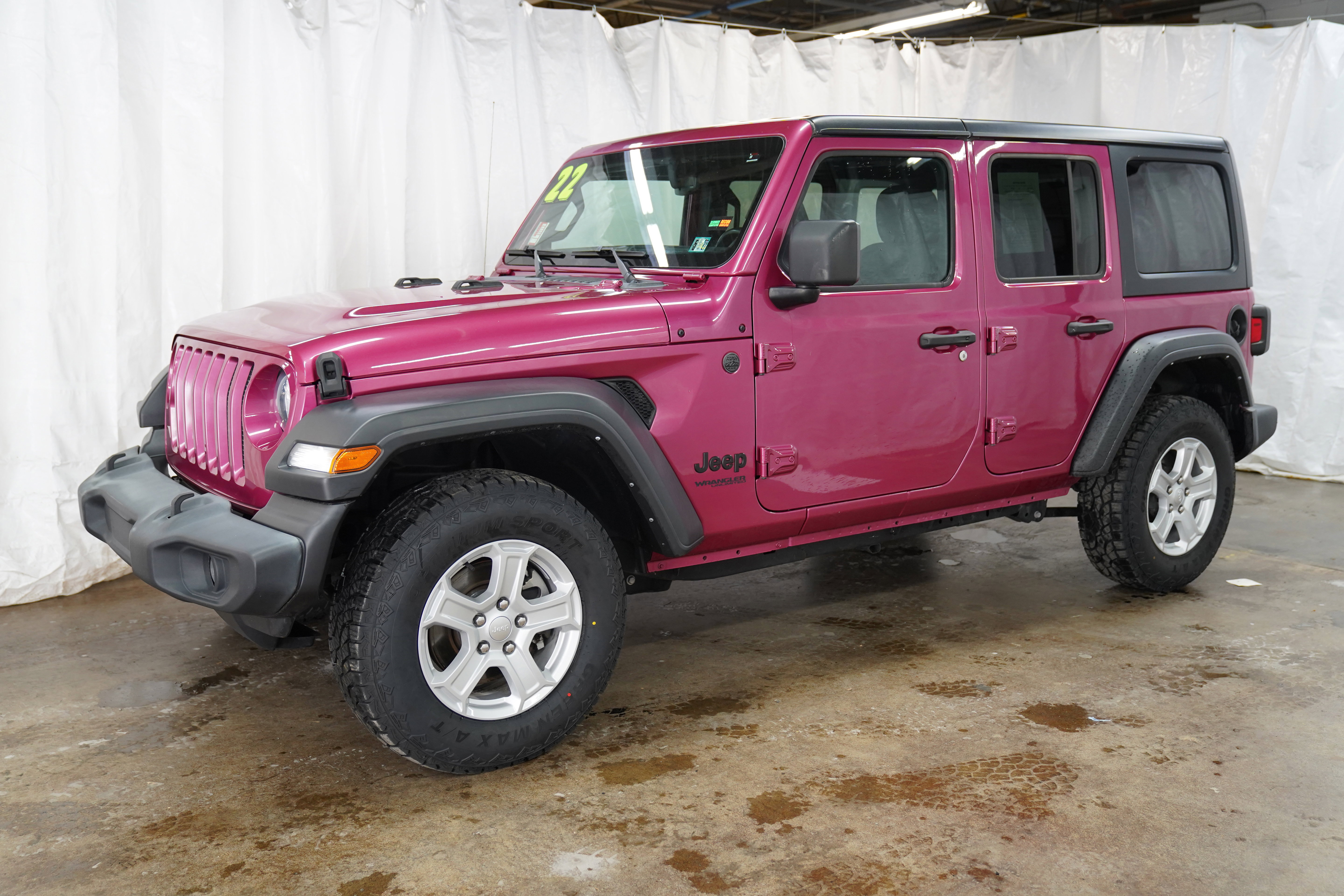 Used 2022 Jeep Wrangler Unlimited Sport AWD/4WD image 10