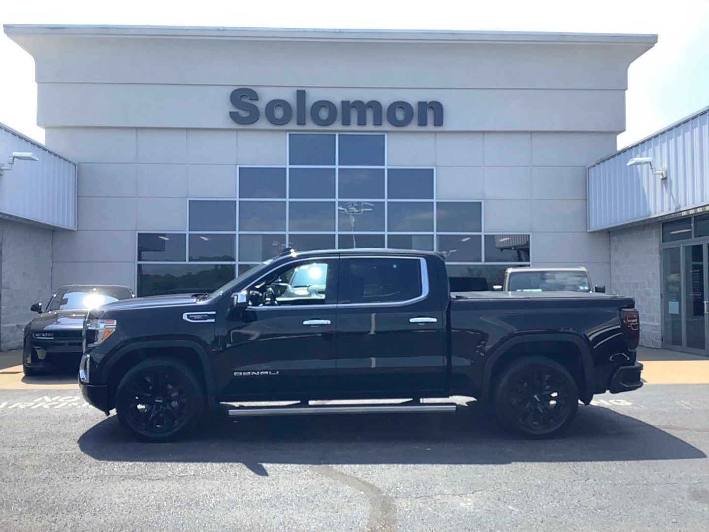 Used 2020 GMC Sierra 1500 Denali w/ Denali Ultimate Package AWD/4WD video 1