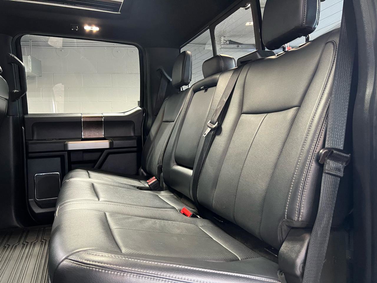 Used 2022 Ford F350 Lariat w/ Tremor Off-Road Package image 20