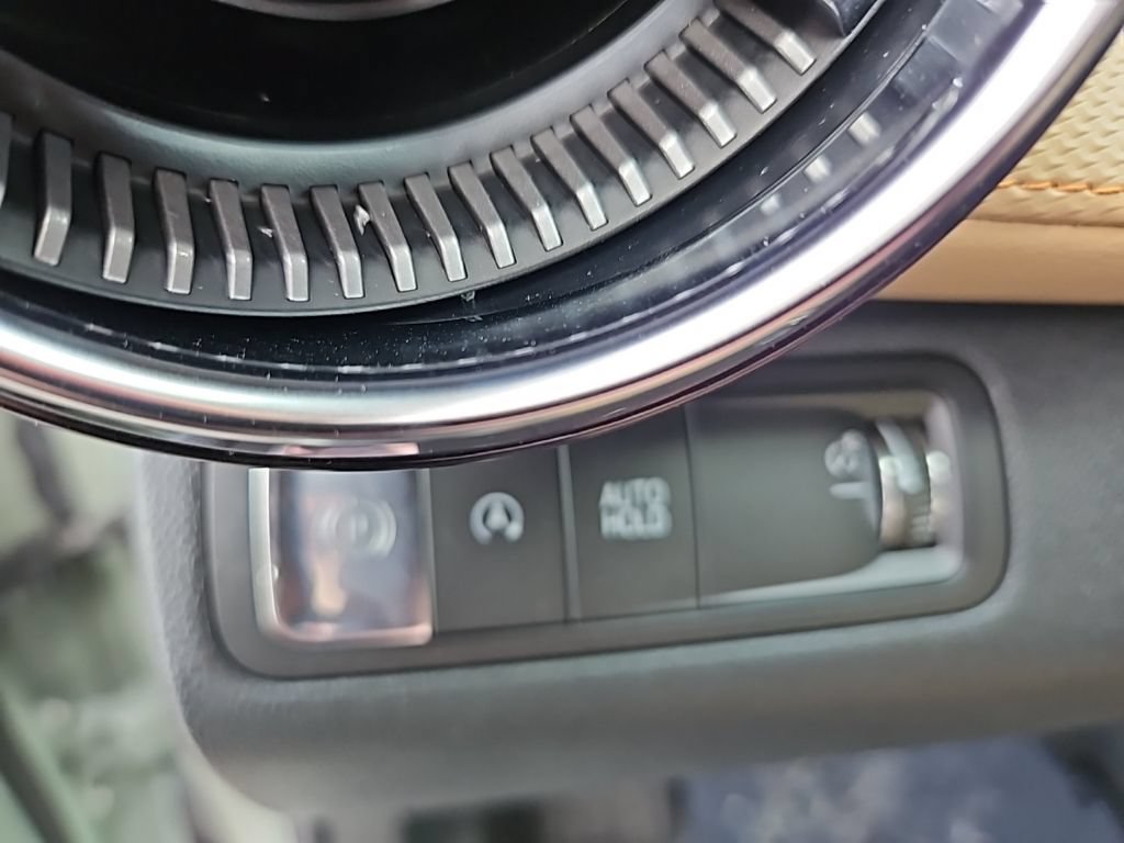 Certified 2026 Chevrolet Equinox ACTIV w/ Convenience Package III FWD image 12
