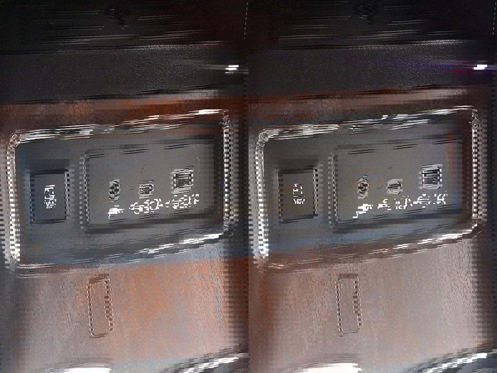 Certified 2025 Subaru Ascent Touring image 25