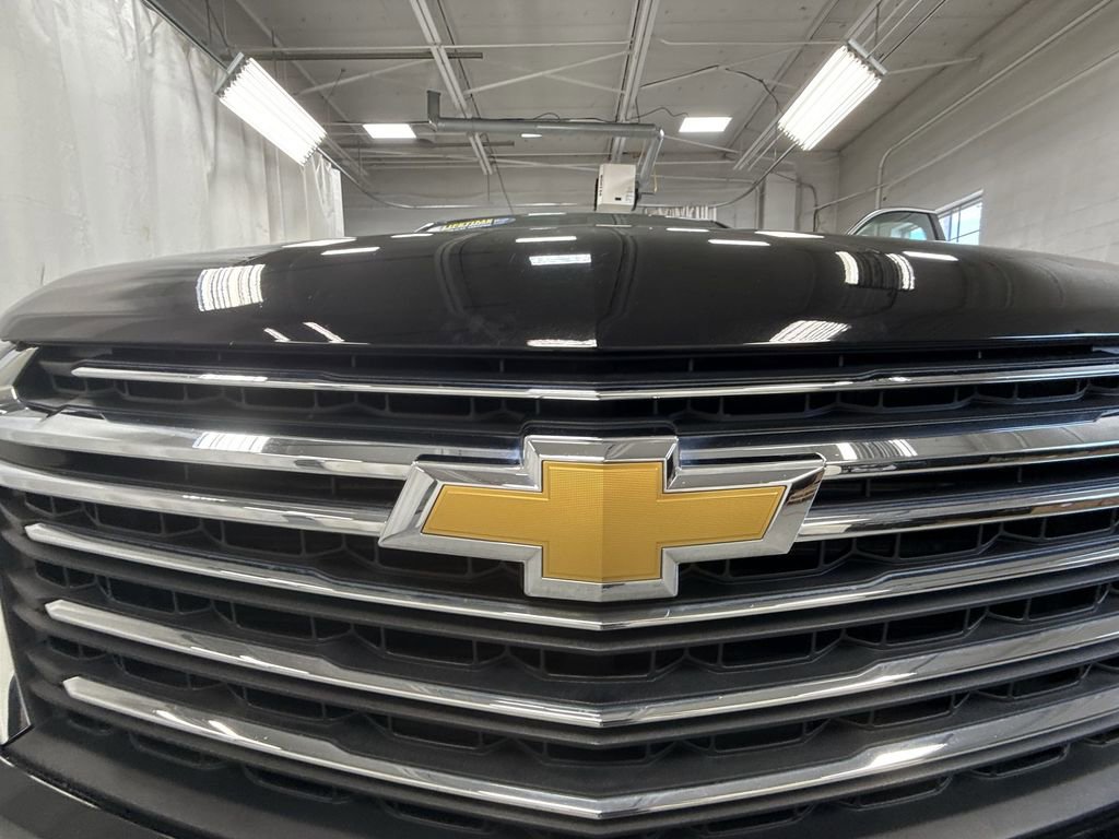 Certified 2023 Chevrolet Traverse LT FWD image 40