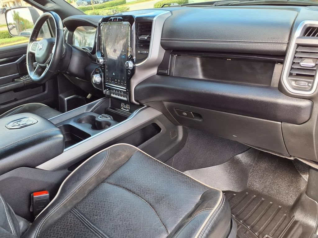 Used 2022 RAM 2500 Laramie w/ Night Edition AWD/4WD image 12