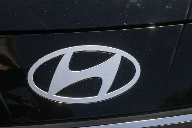 Certified 2026 Hyundai Elantra Sport FWD image 8