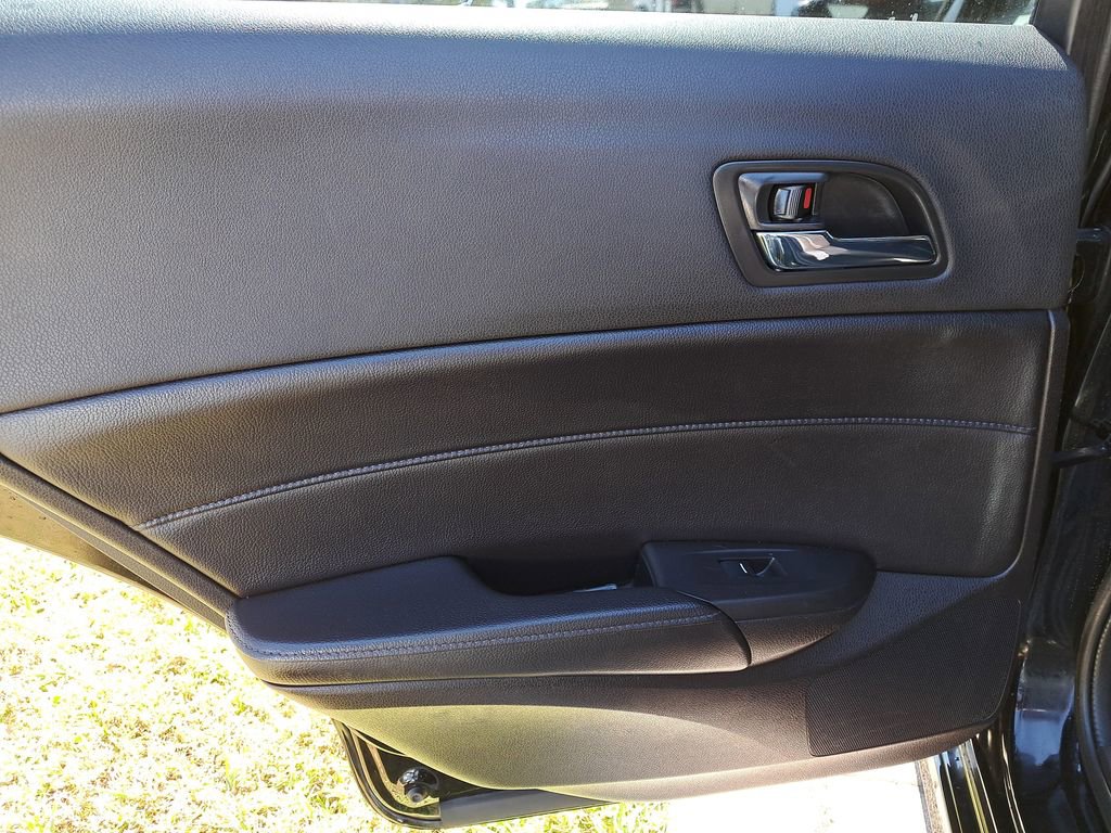 Used 2018 Acura ILX w/ Special Edition Package image 10