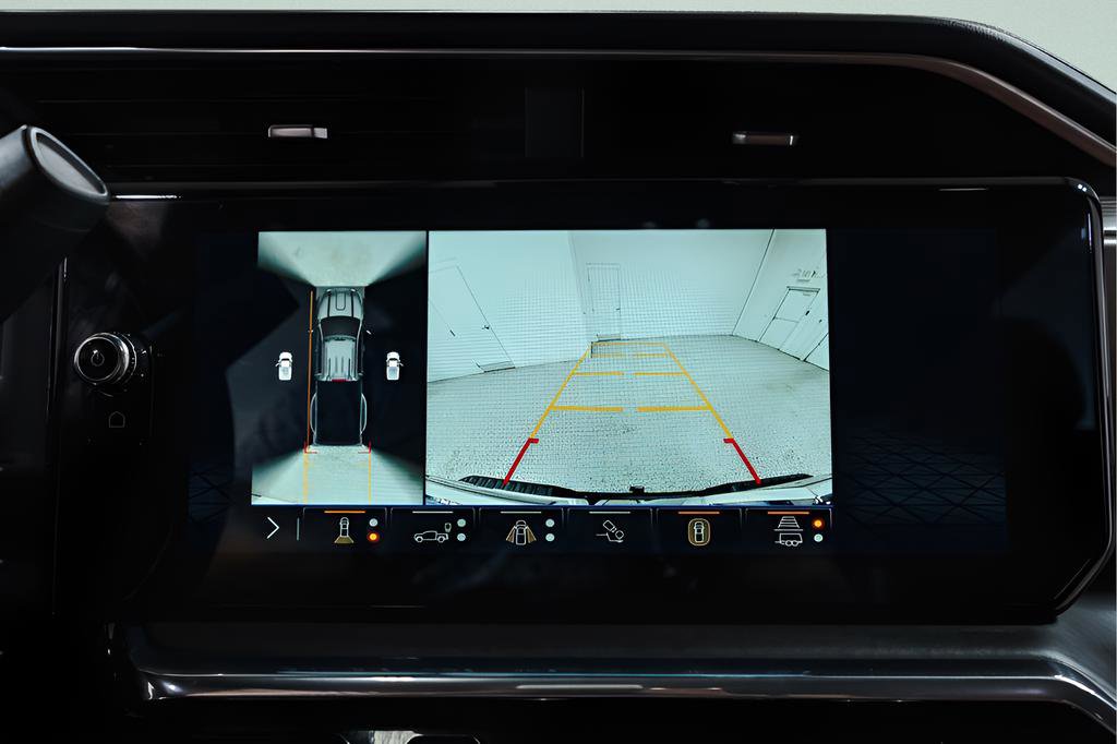 Used 2024 GMC Sierra 3500 Denali Ultimate AWD/4WD image 15