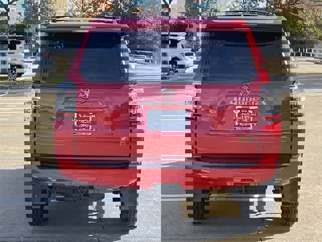 Used 2023 Toyota 4Runner 40th Anniversary SE image 5