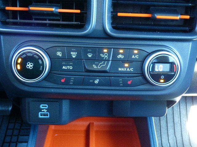 Used 2022 Ford Maverick XLT w/ XLT Luxury Package image 13