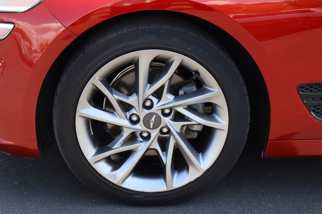 Used 2022 Genesis G70 2.0T image 30