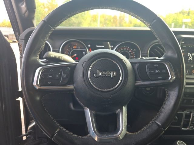 Used 2019 Jeep Wrangler Unlimited Sahara image 21