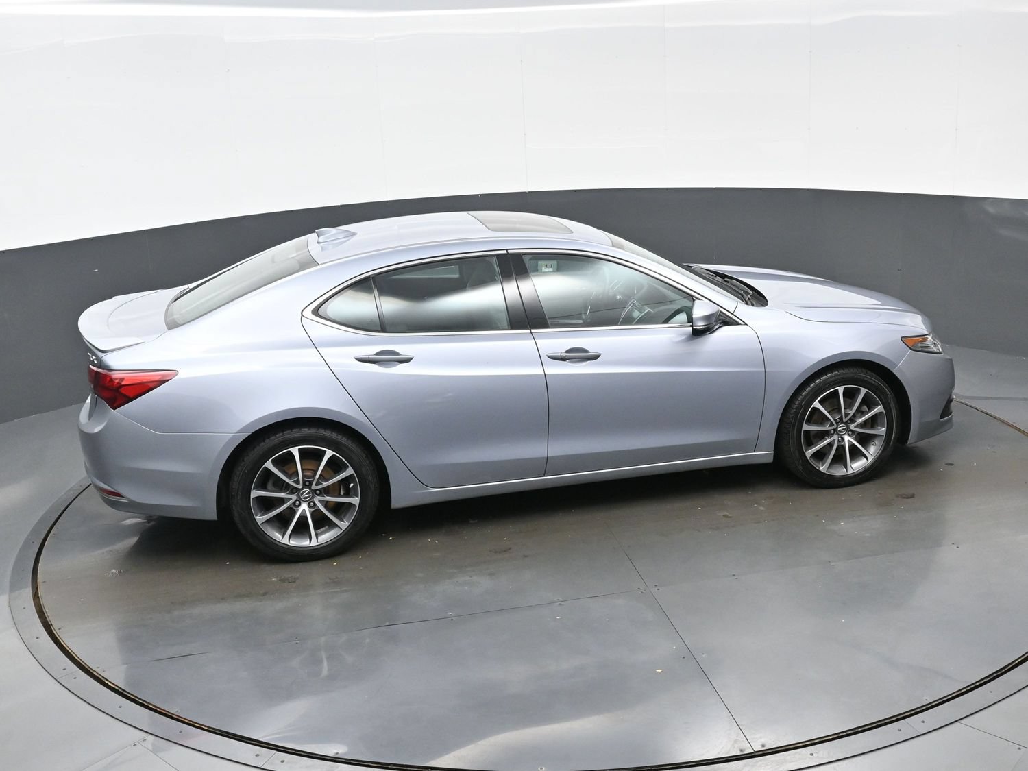 Used 2015 Acura TLX w/ Technology Package FWD image 40
