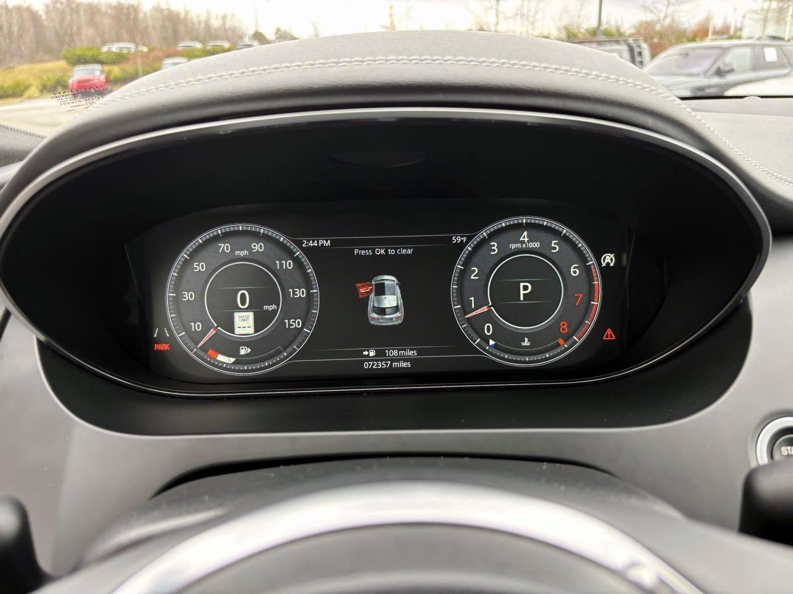 Used 2019 Jaguar E-PACE R-Dynamic HSE image 14