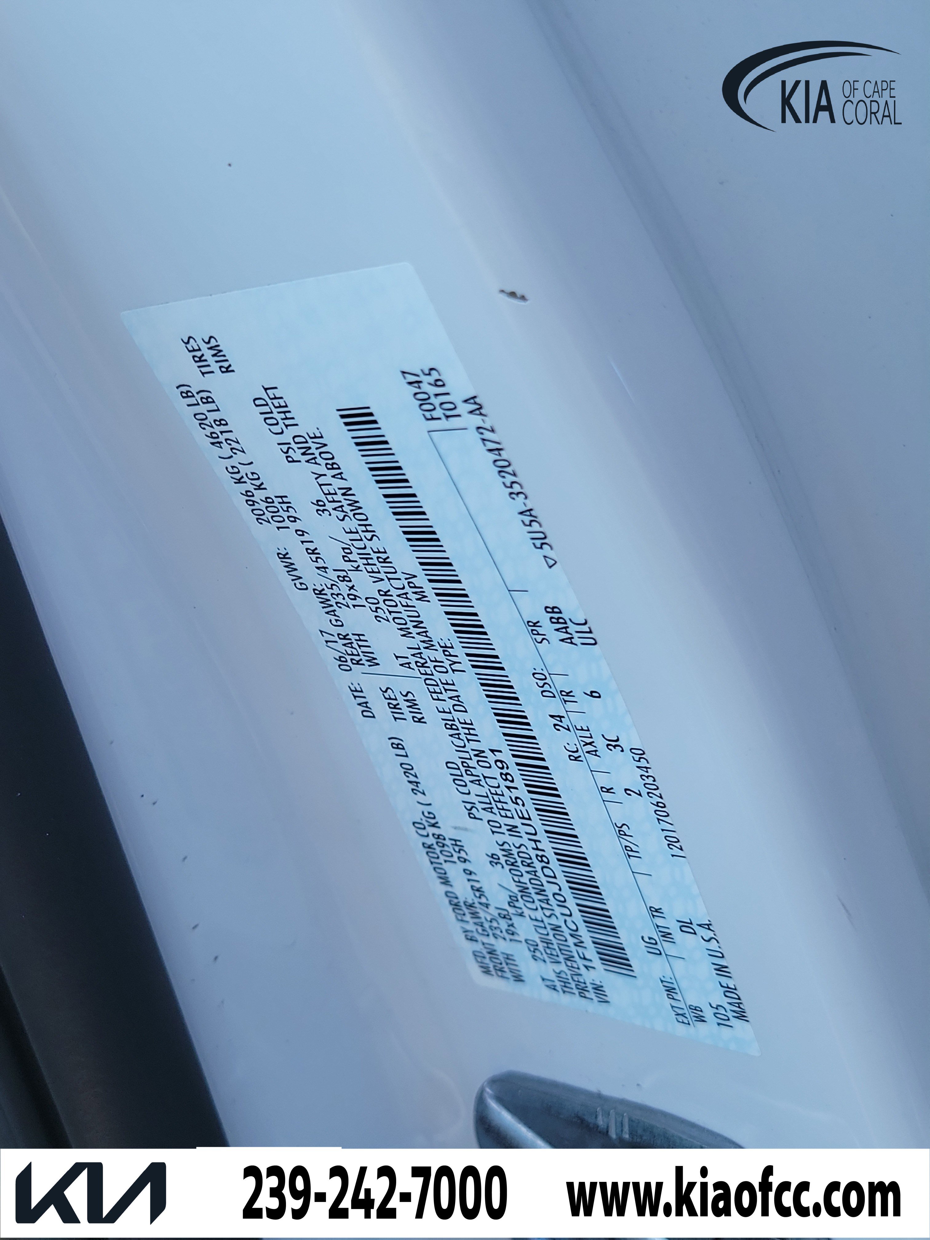 Used 2017 Ford Escape Titanium w/ Equipment Group 301A image 33