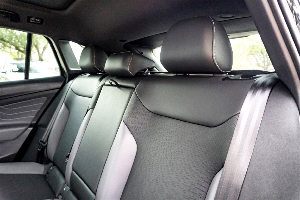 Used 2023 Volkswagen ID.4 Pro S Plus image 27