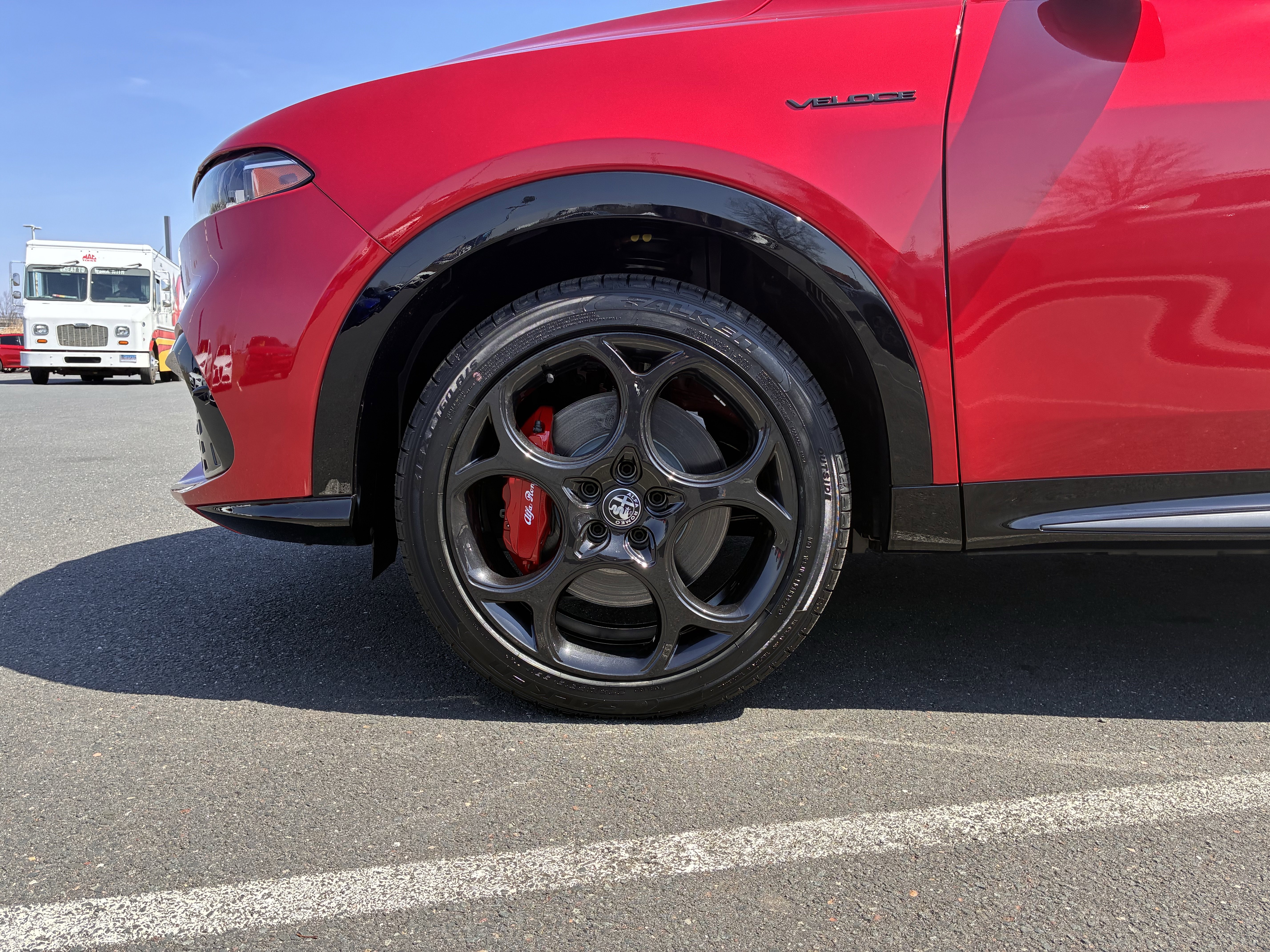 New 2026 Alfa Romeo Tonale Veloce w/ Quick Order Package 23H Volce image 13