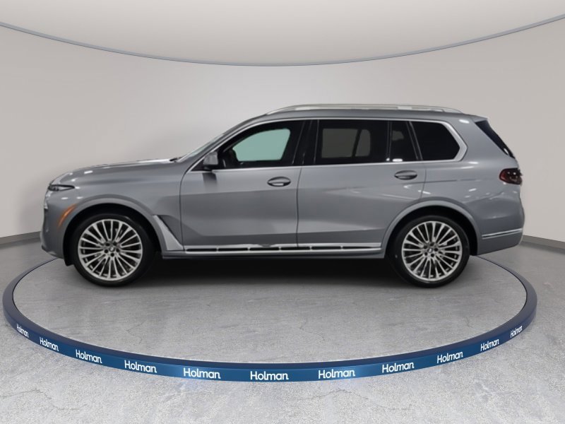 Certified 2023 BMW X7 xDrive40i w/ Executive Package image 11