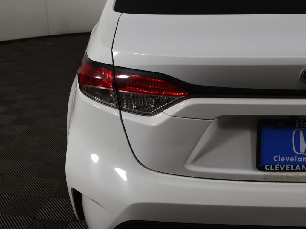 Used 2020 Toyota Corolla LE w/ Carpet Mat Package (TMS) image 12