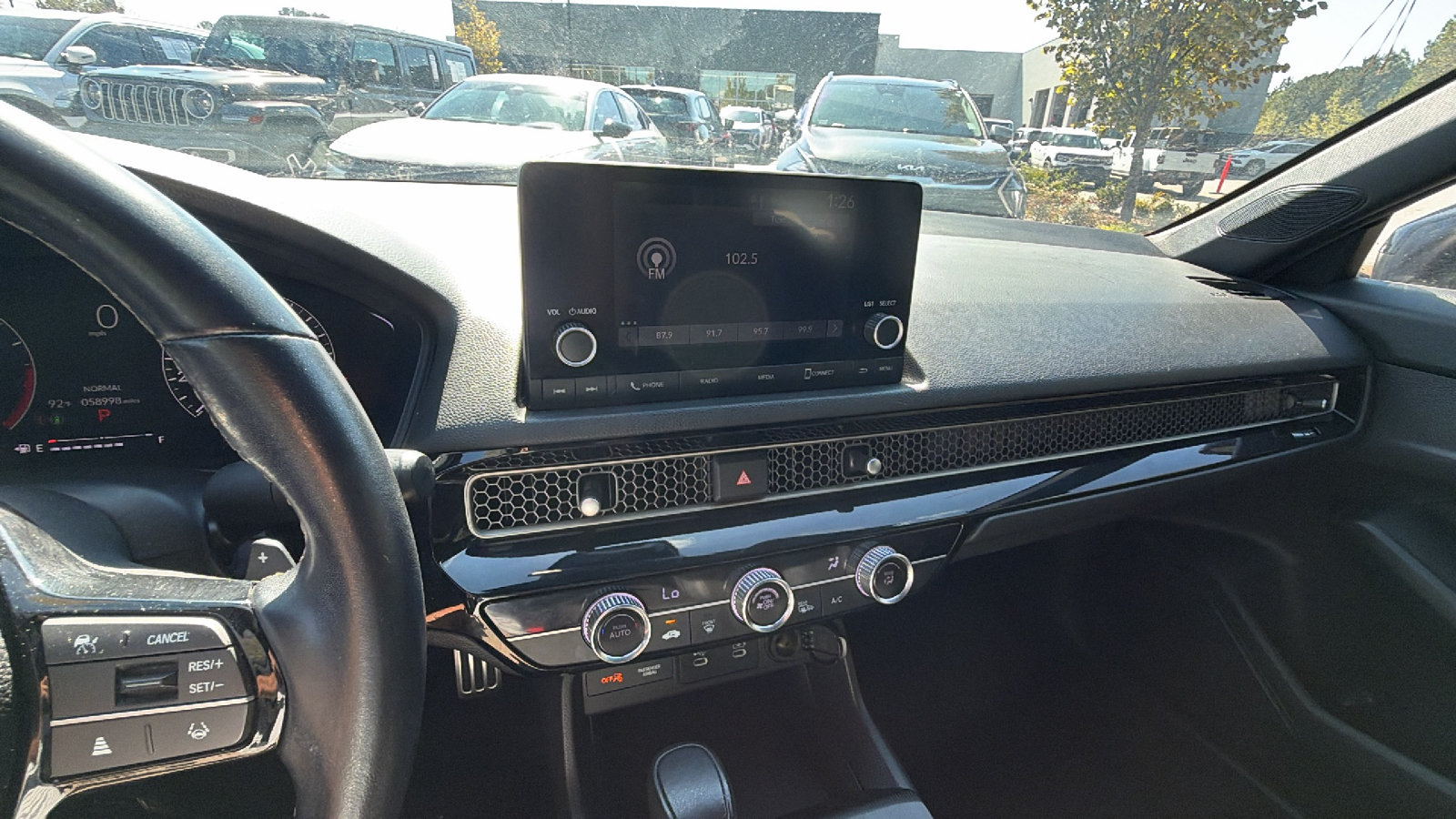 Used 2025 Honda Civic Sport image 31