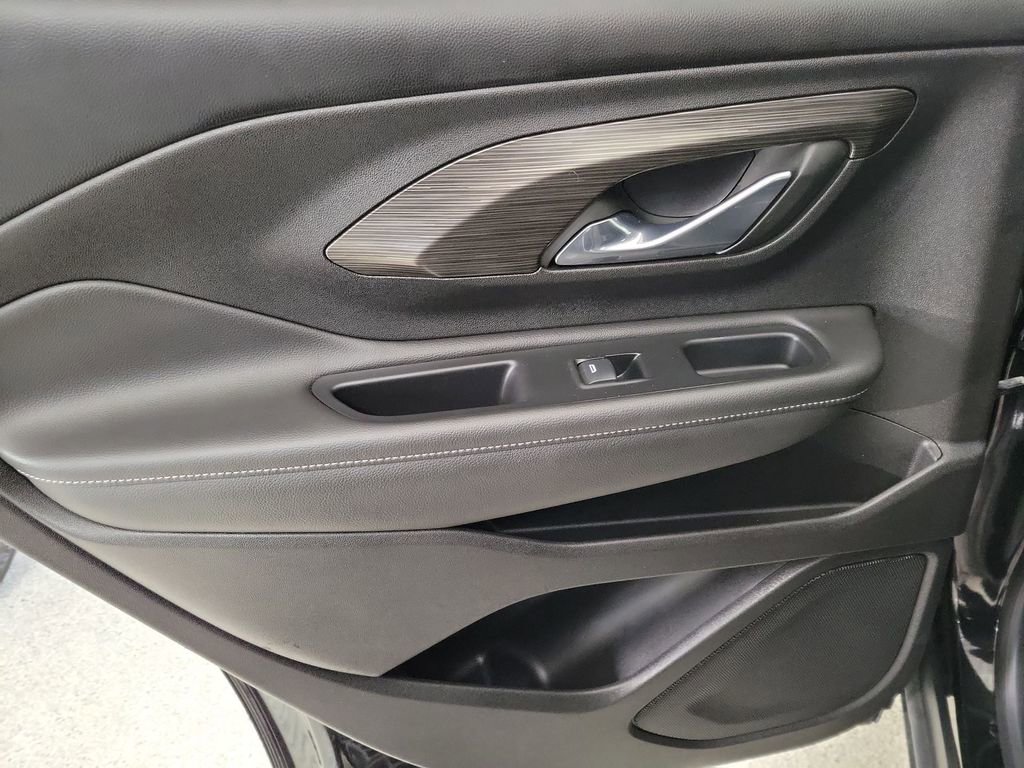 Certified 2023 GMC Terrain SLT image 16