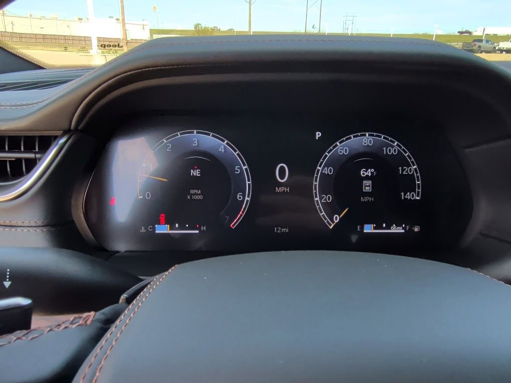 New 2025 Jeep Grand Cherokee Summit image 21