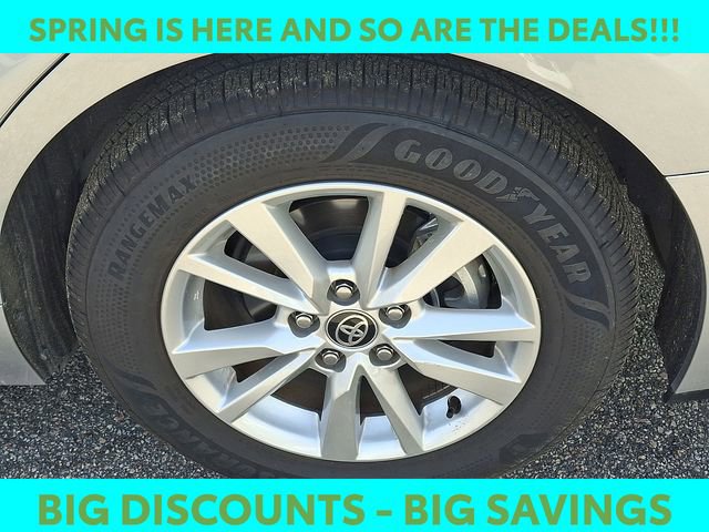 Certified 2025 Toyota Camry LE image 9