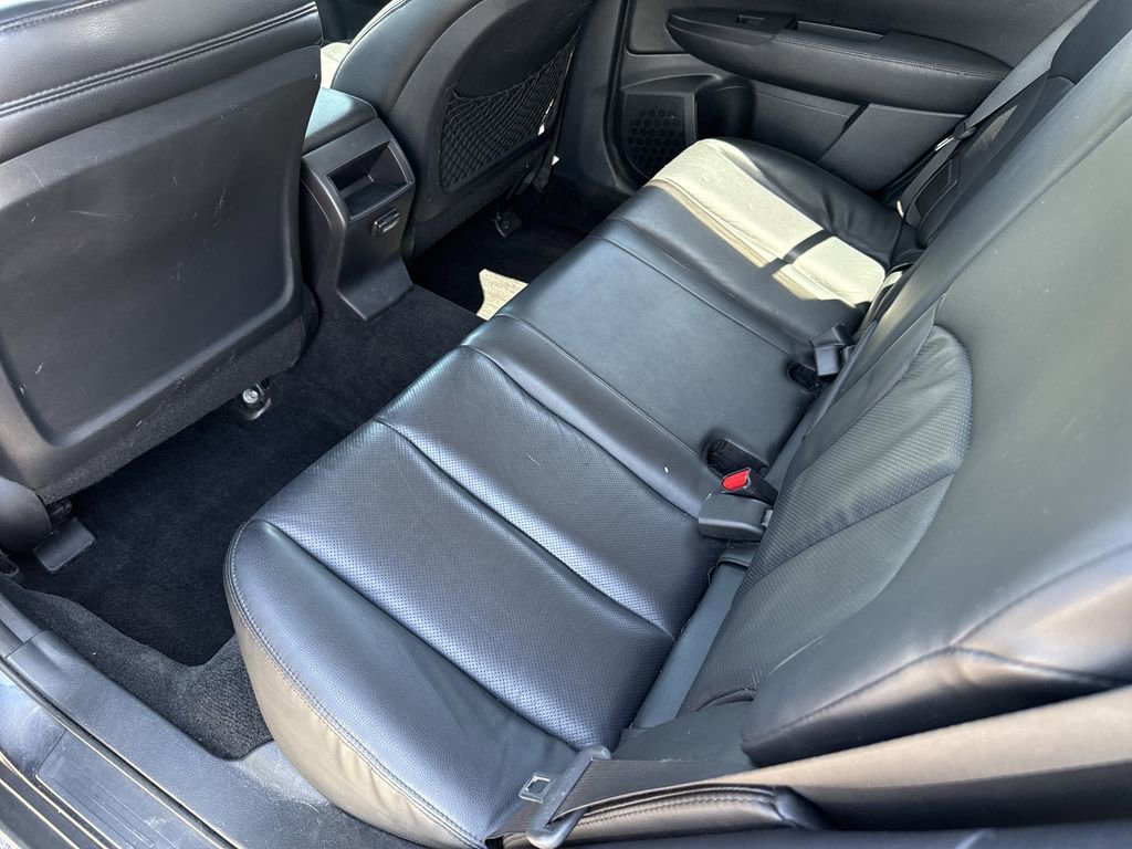 Used 2011 Subaru Outback 2.5i Limited w/ PWR Moonroof Pkg AWD/4WD image 19