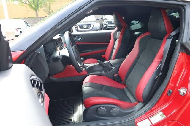 Certified 2025 Nissan Z Performance w/ Floor Mat Package RWD image 9