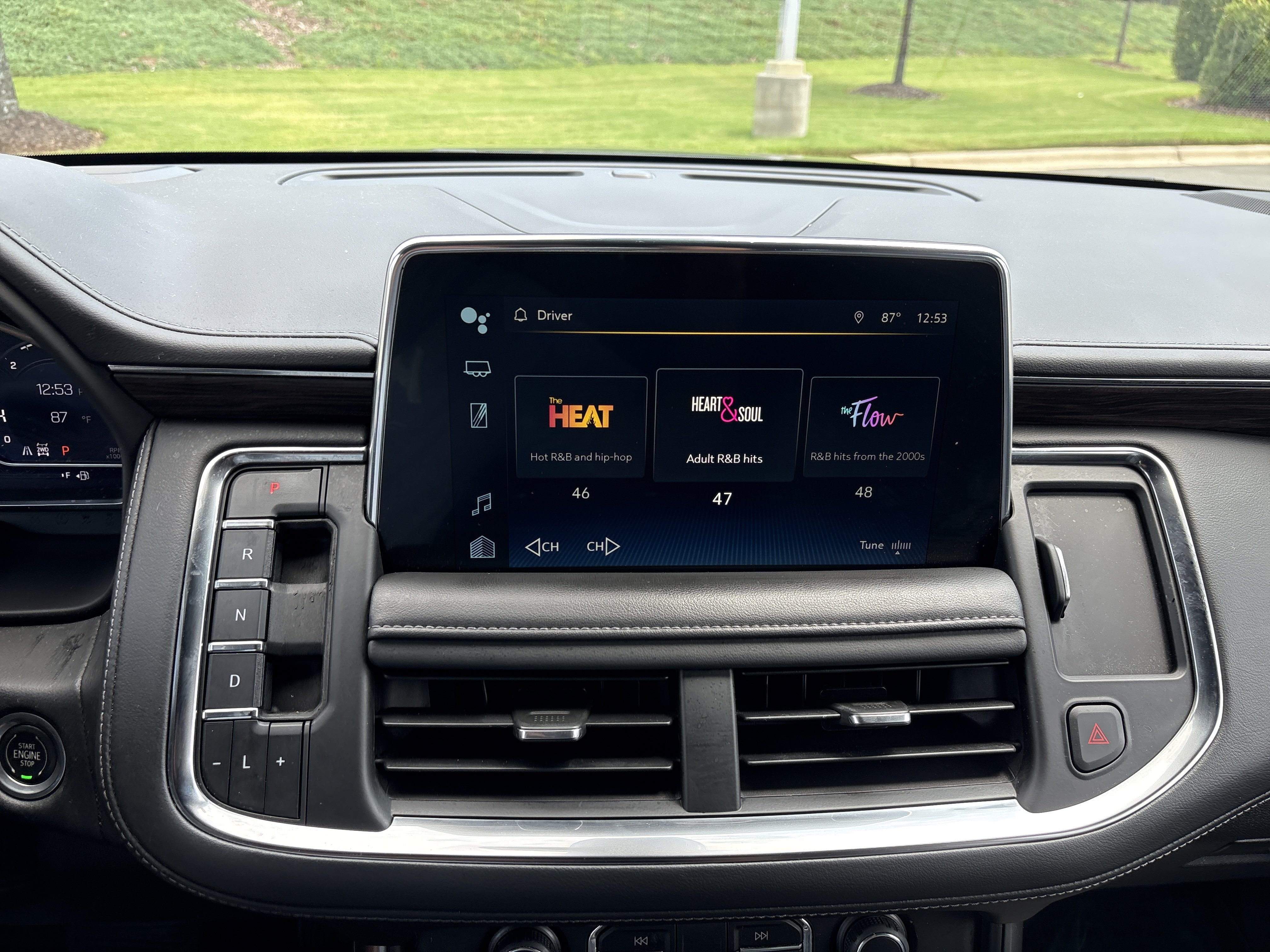 Used 2022 Chevrolet Tahoe LT AWD/4WD image 29