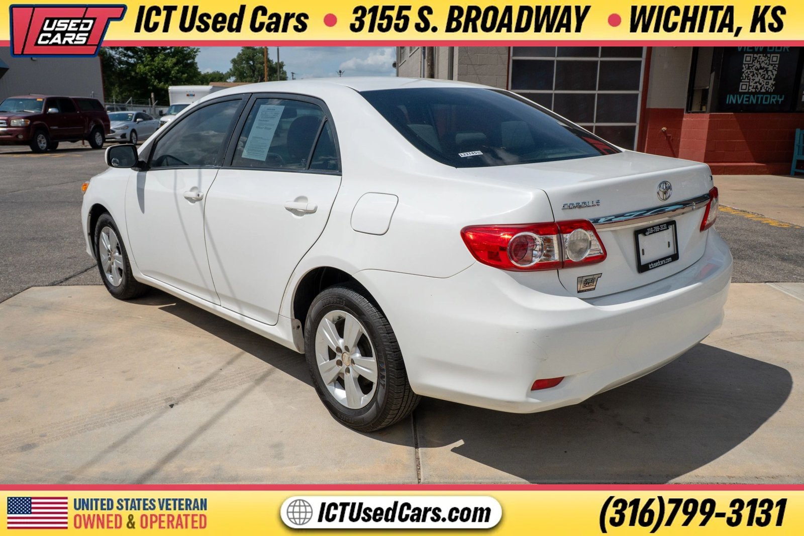 Used 2011 Toyota Corolla LE FWD image 2