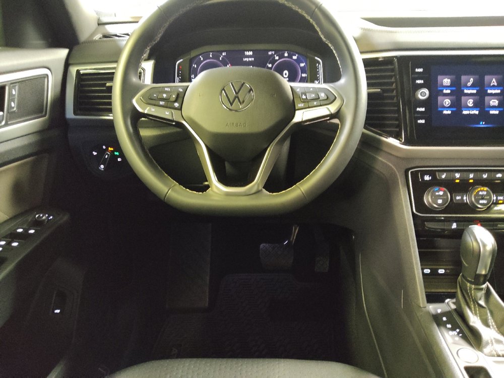 Used 2023 Volkswagen Atlas Cross Sport SE image 22