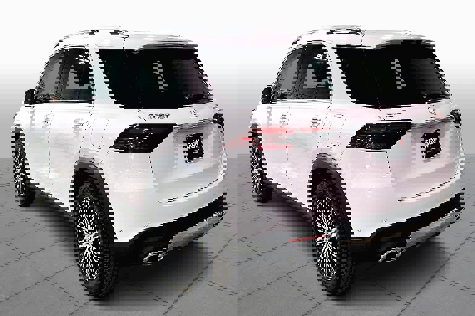 Used 2026 Mercedes-Benz GLE 450e 4MATIC image 12