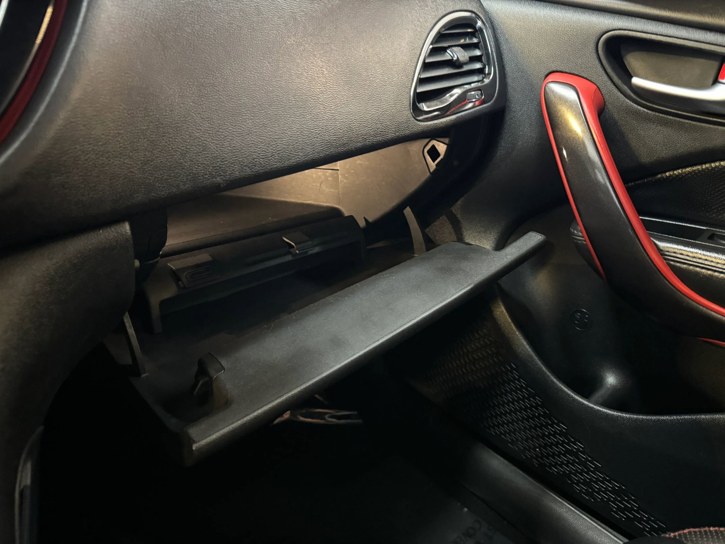 Used 2015 Dodge Dart GT w/ Sun/Sound Group image 21