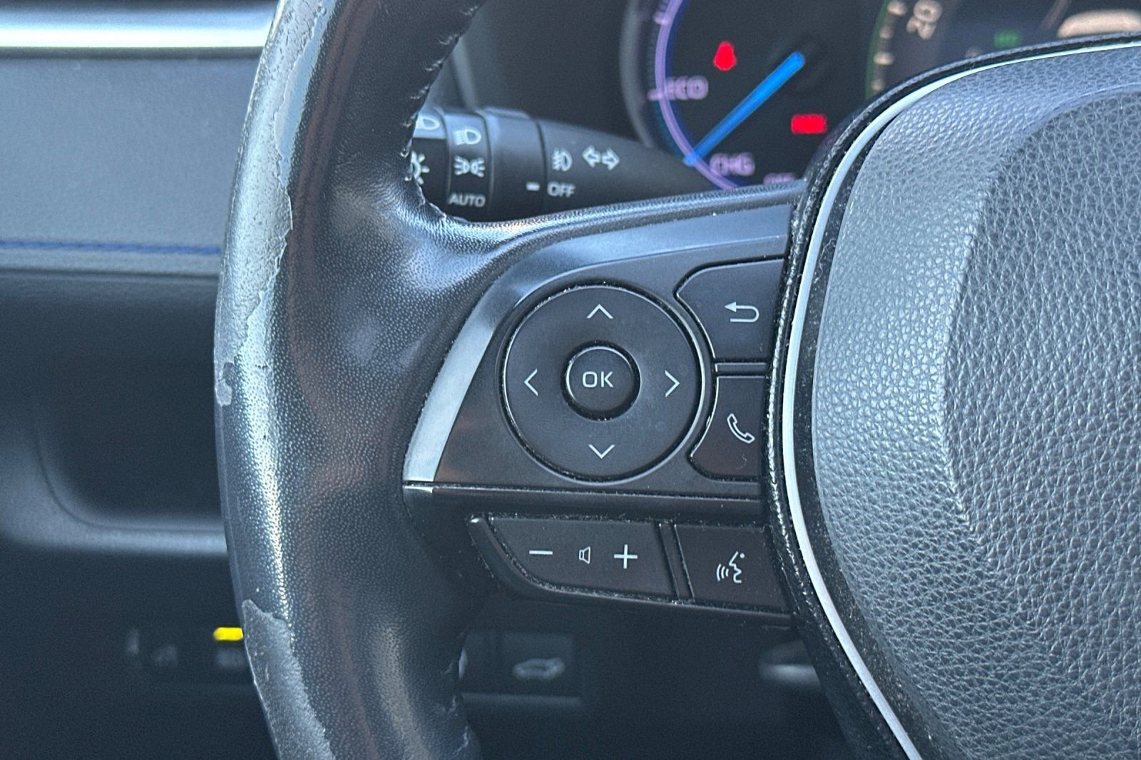 Used 2019 Toyota RAV4 XSE w/ XSE Weather Package image 31