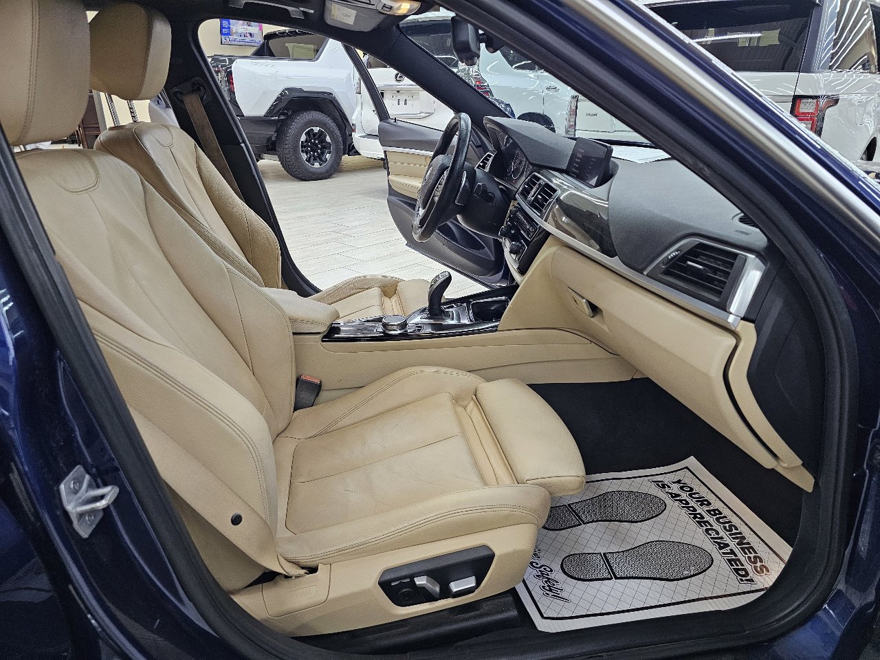 Used 2017 BMW 330i xDrive Sedan image 20