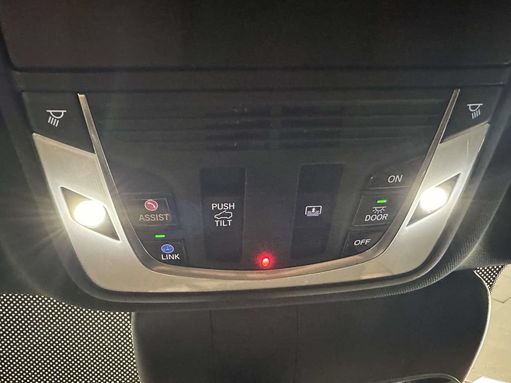 Used 2021 Acura RDX w/ Advance Package AWD/4WD image 39
