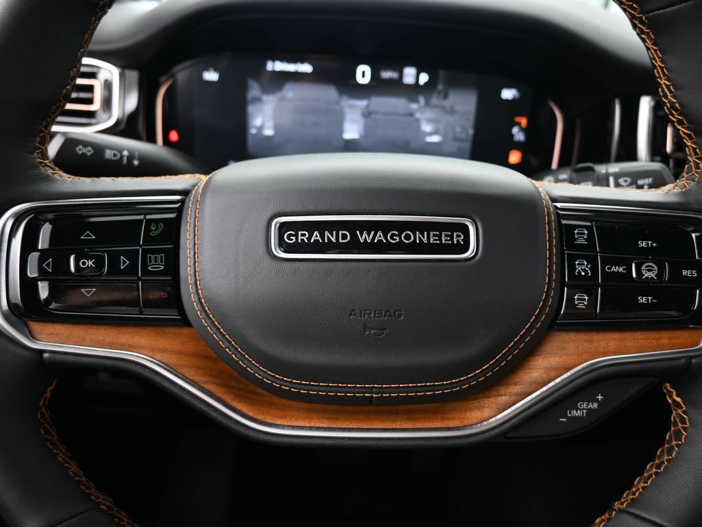 Used 2024 Jeep Grand Wagoneer Series III AWD/4WD image 28