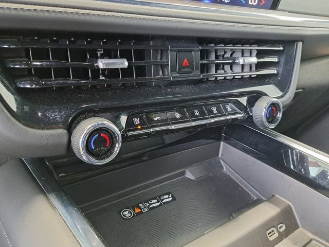 Used 2025 Chevrolet Tahoe LT AWD/4WD image 17