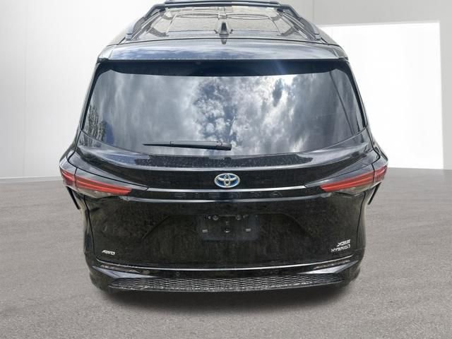 Certified 2024 Toyota Sienna XSE w/ XSE Plus Package AWD/4WD image 12