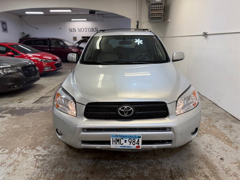 Used 2007 Toyota RAV4 Limited AWD/4WD image 4