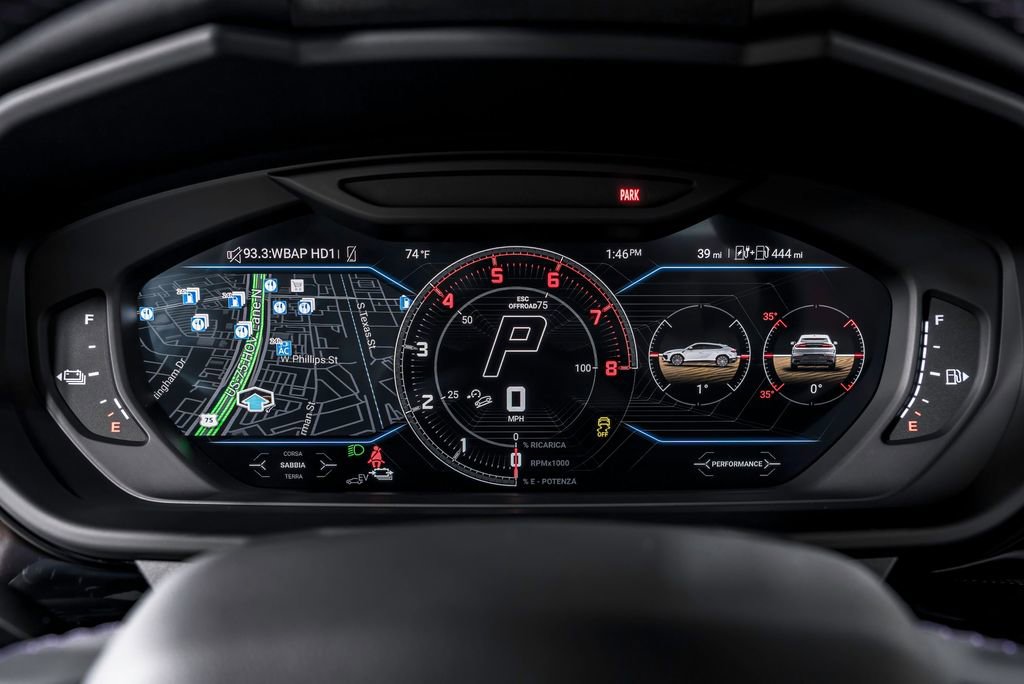 Used 2025 Lamborghini Urus SE image 64