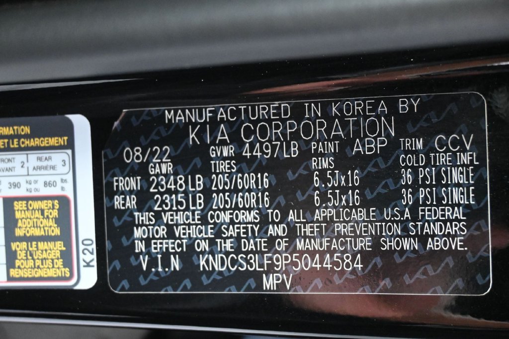 Used 2023 Kia Niro EX FWD image 9