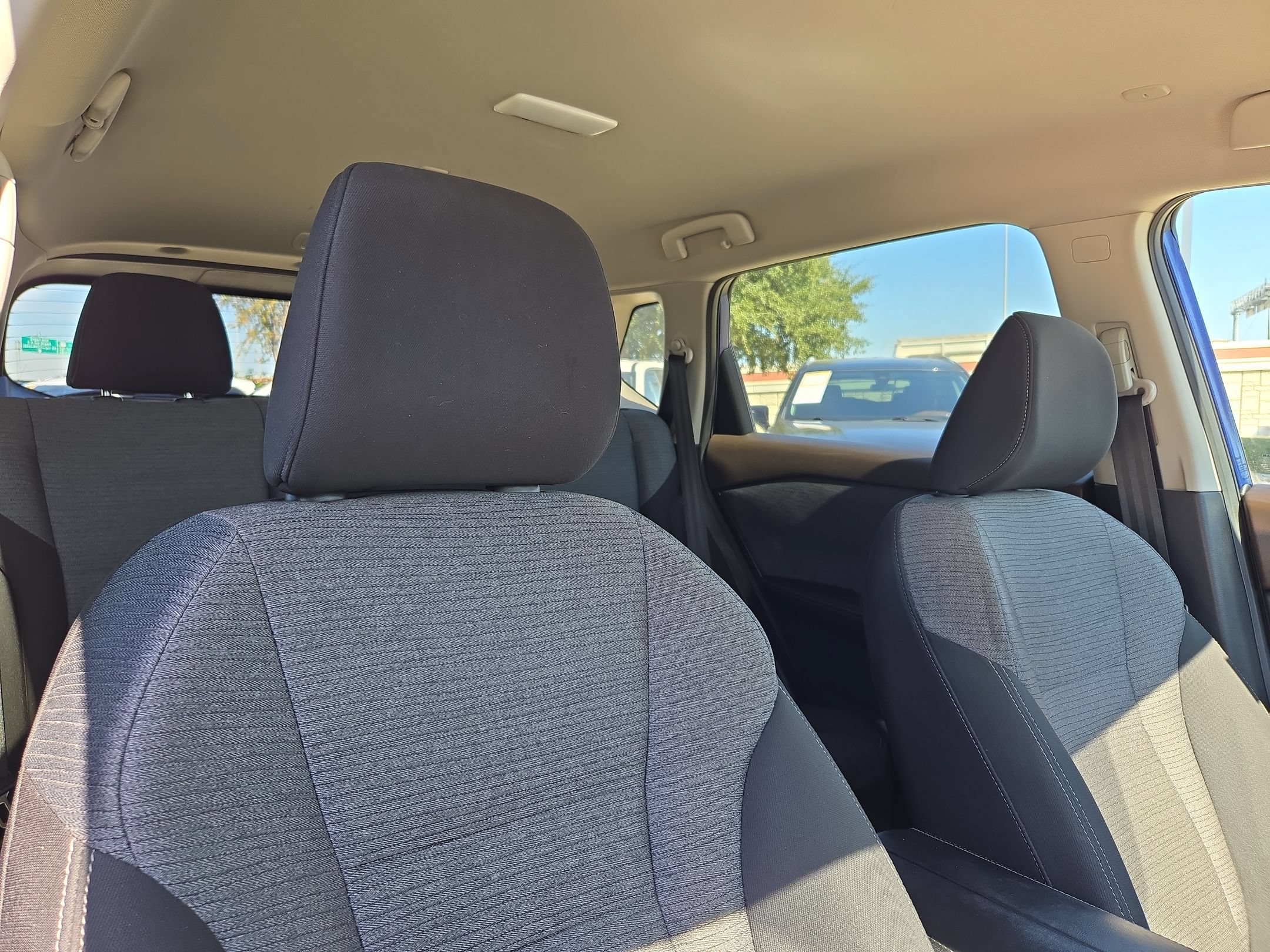 Used 2023 Nissan Rogue SV FWD image 31