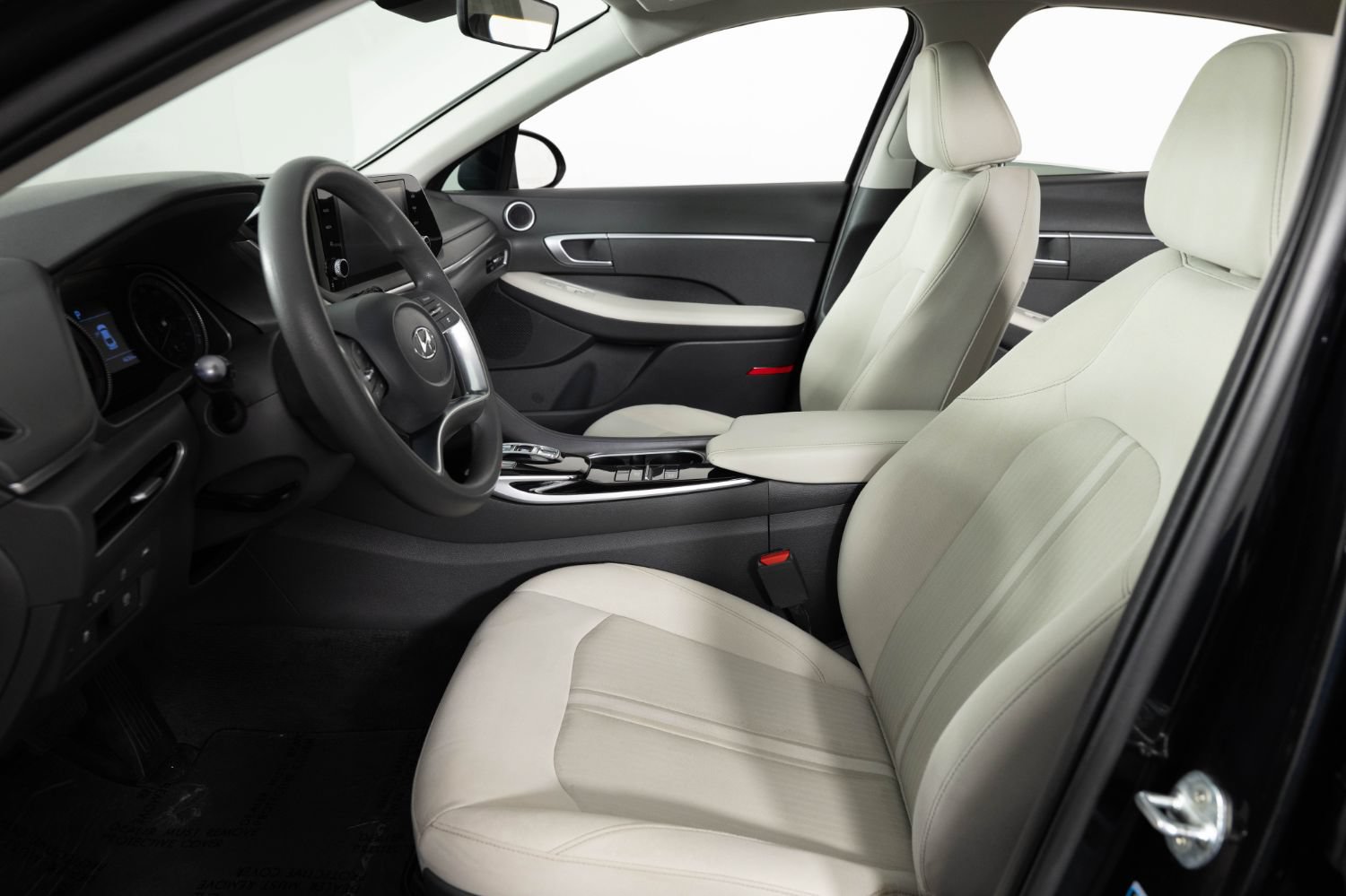 Used 2023 Hyundai Sonata SE w/ Preferred Accessory Package FWD image 14