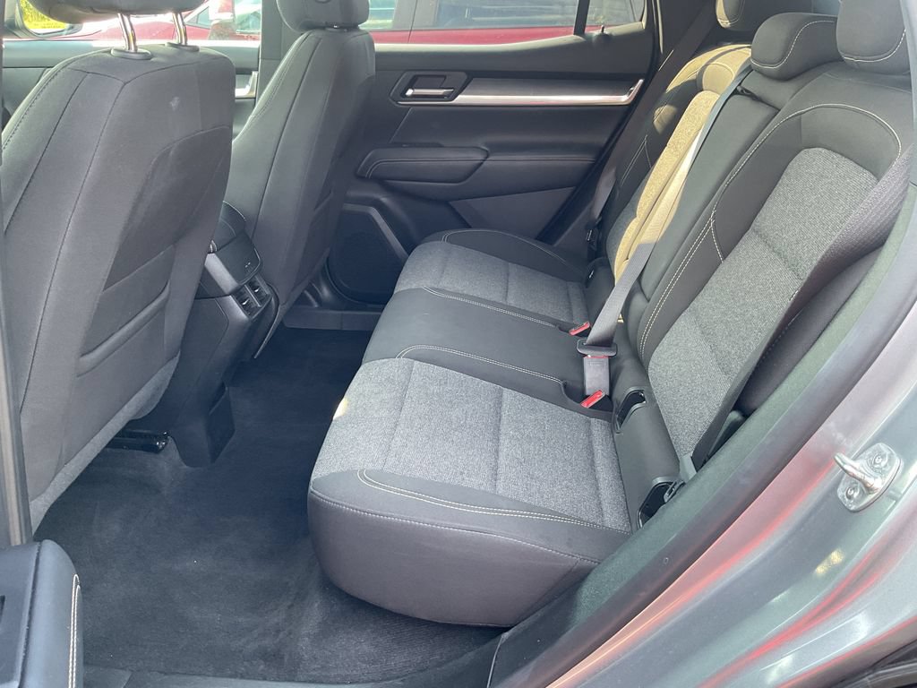 Used 2025 GMC Terrain Elevation FWD image 15
