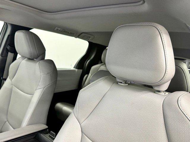 Certified 2025 Toyota Sienna XLE image 22