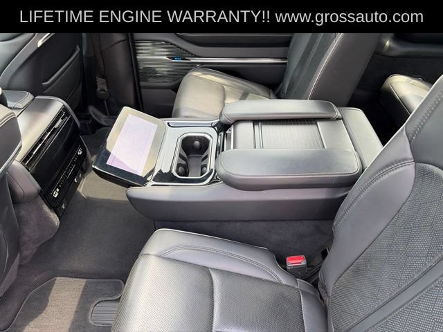 Used 2024 Jeep Grand Wagoneer Series II AWD/4WD image 39