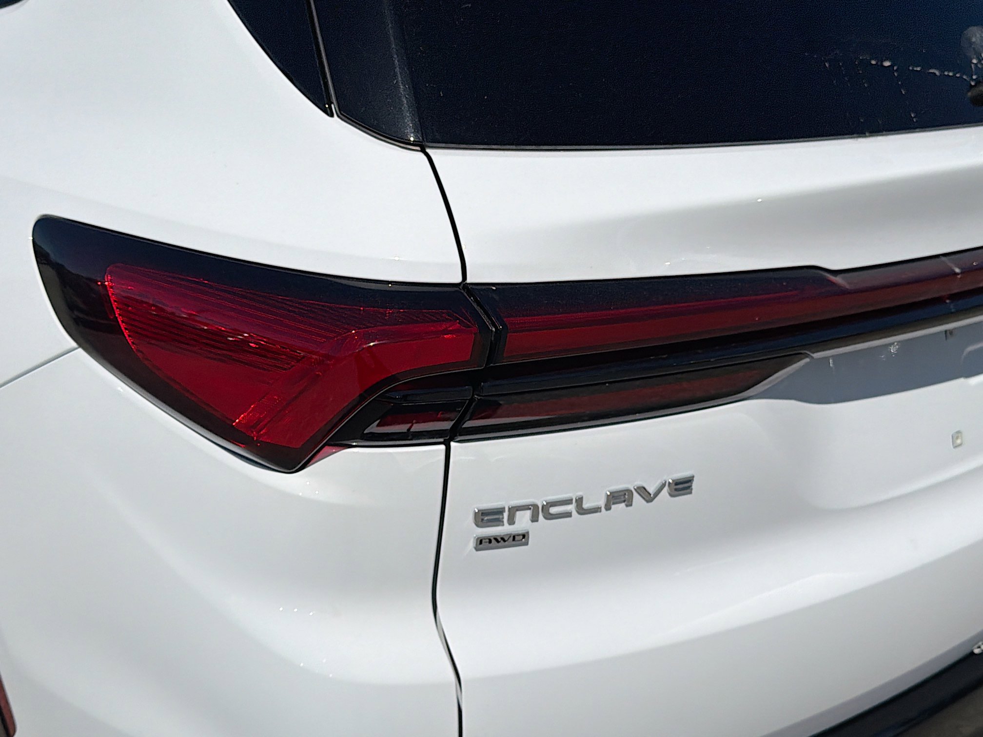 Used 2025 Buick Enclave Sport Touring image 10