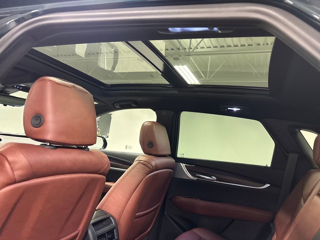 New 2026 Cadillac XT5 Premium Luxury w/ LPO, ONYX Package image 31